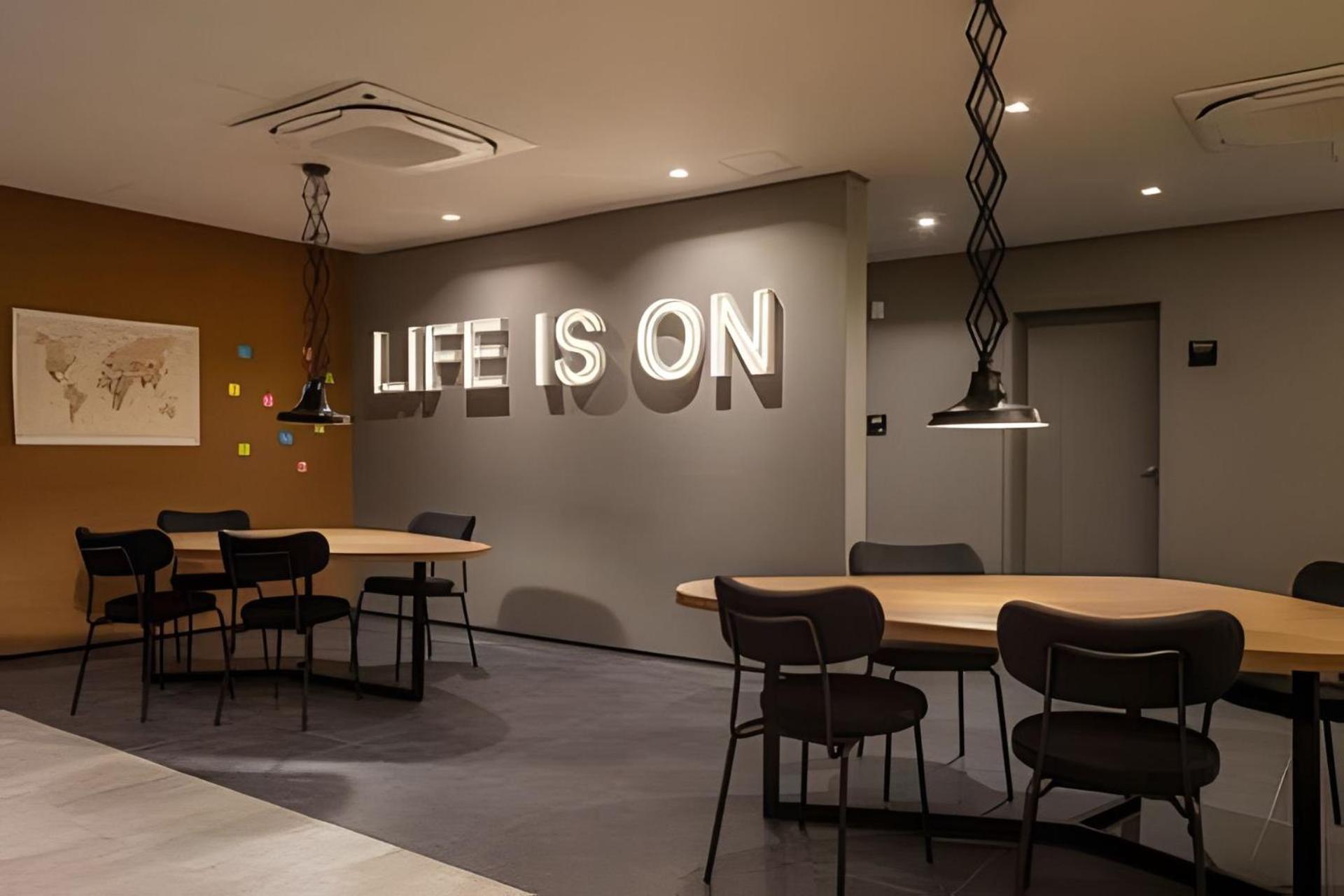 Moderno / On Paulista Apartment